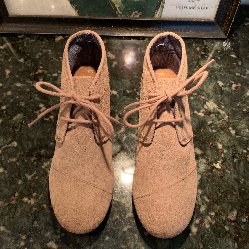 Girls’ TOMS Wedge Booties
